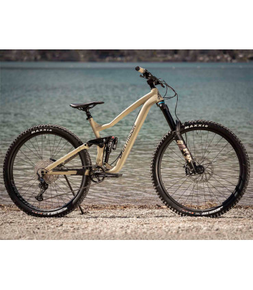 Dartmoor Thunderbird – Superenduro Pro MTB – zawieszenie 180/170 mm