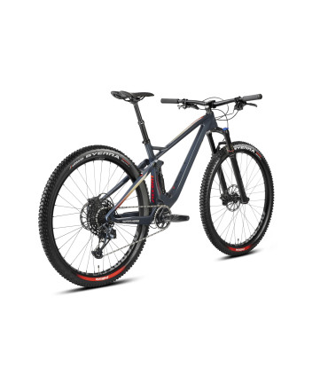 Accent Super Hero – Carbon full MTB – 120 mm suspension
