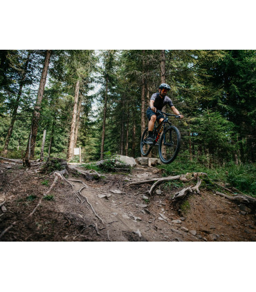 Accent Super Hero – Carbon full MTB – zawieszenie 120 mm