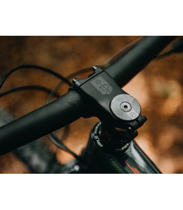 Accent Super Hero – Carbon full MTB – 120 mm suspension