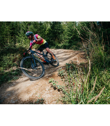 Accent Super Hero – Carbon full MTB – 120 mm suspension