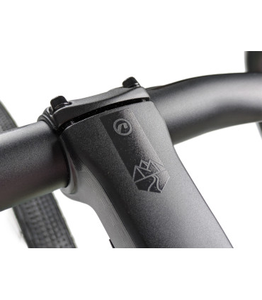 Freak Carbon v2 – gravel FORCE AXS – karbonowy rower