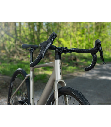 Author GURU 1.0 – Carbon Gravel Bike – Power & Precision