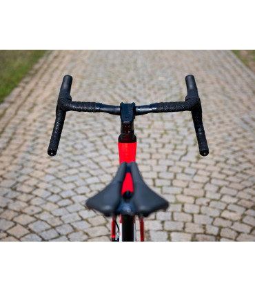 Author CHARISMA 55i – Rower szosowy carbon – nowoczesny Di2