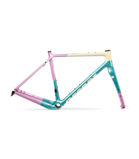 Accent Freak Carbon v2 – lightweight adventure gravel frame