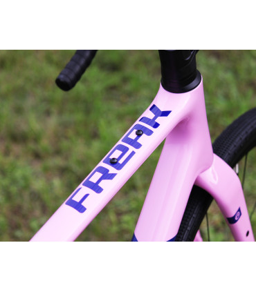 Accent Freak Carbon v2 – gravelowa rama L dla odważnych