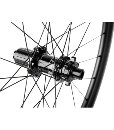 Accent TGR CARBON – ultralekkie koła gravel z karbonu