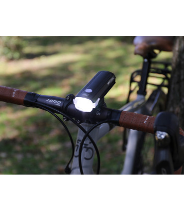 Cateye AMPP 2200 – powerful 2200-lumen bike light