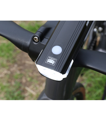 Cateye AMPP – powerful bike front light