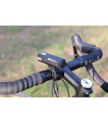 CatEye AMPP 900 – powerful 900 lm front bike light