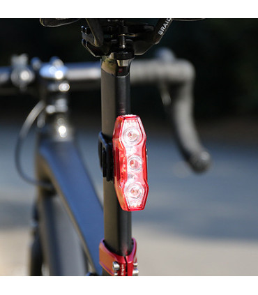 CatEye VIZ300 – powerful 300 lm rear bike light USB-C