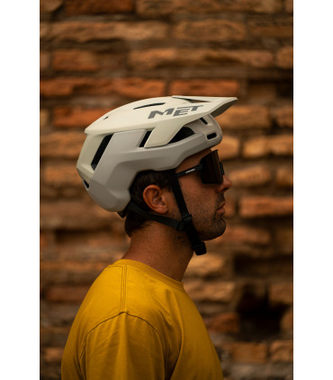 MET Terrae MIPS – biały kask MTB z pewnym komfortem