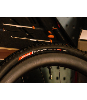 Vittoria Terreno T30 – opona przełajowa fine loose TLR