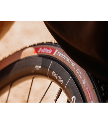 Vittoria Terreno T80 700x45C – Wide Gravel Tire