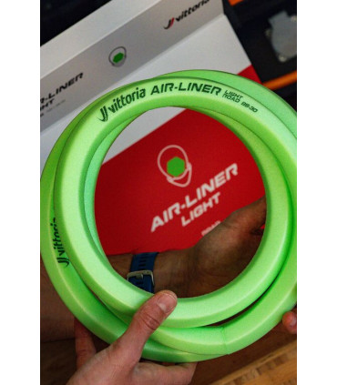 Vittoria AirLiner Road 700x38–42C – spokój na długie trasy